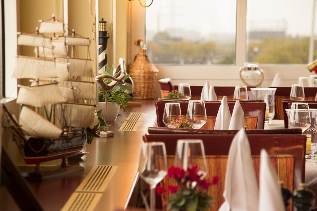 Hotel La Vigie & Ristorante Belvedere Duisburg Bagian luar foto