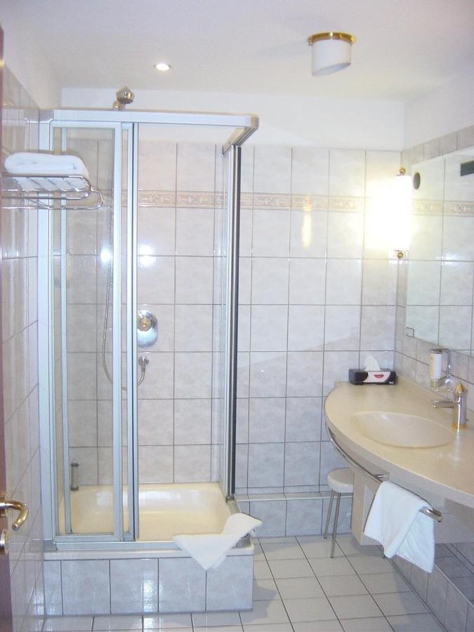 Hotel La Vigie & Ristorante Belvedere Duisburg Ruang foto